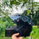 Vega sonic glossy black helmet